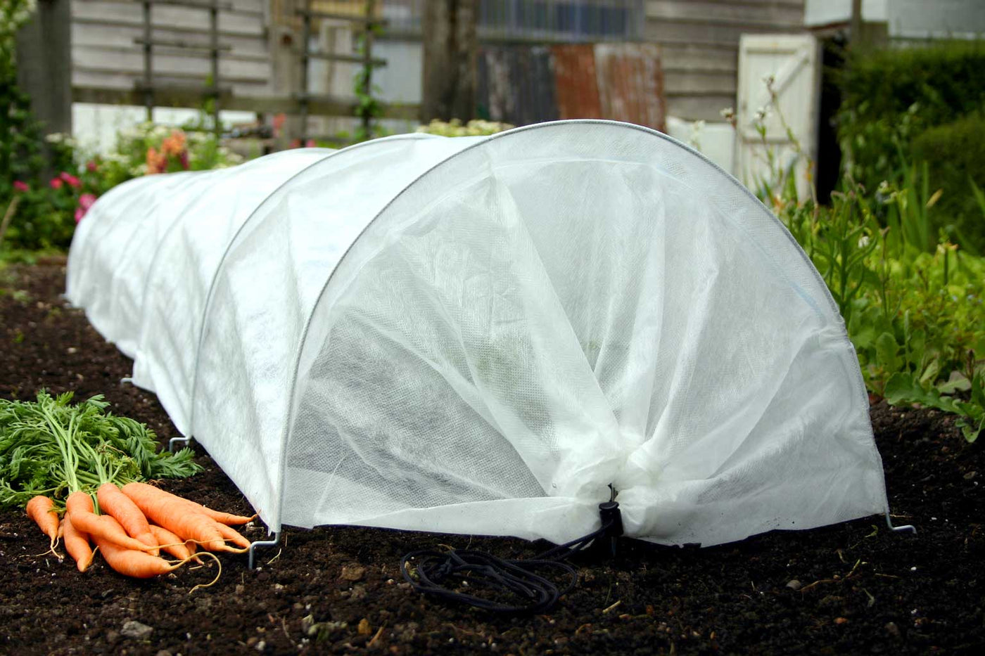 Giant Easy Fleece Tunnel